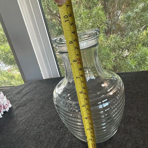 Vintage Anchor Hocking Beehive Ribbed Lidded Clear Glass Carafe Vase - Picture 13 of 14